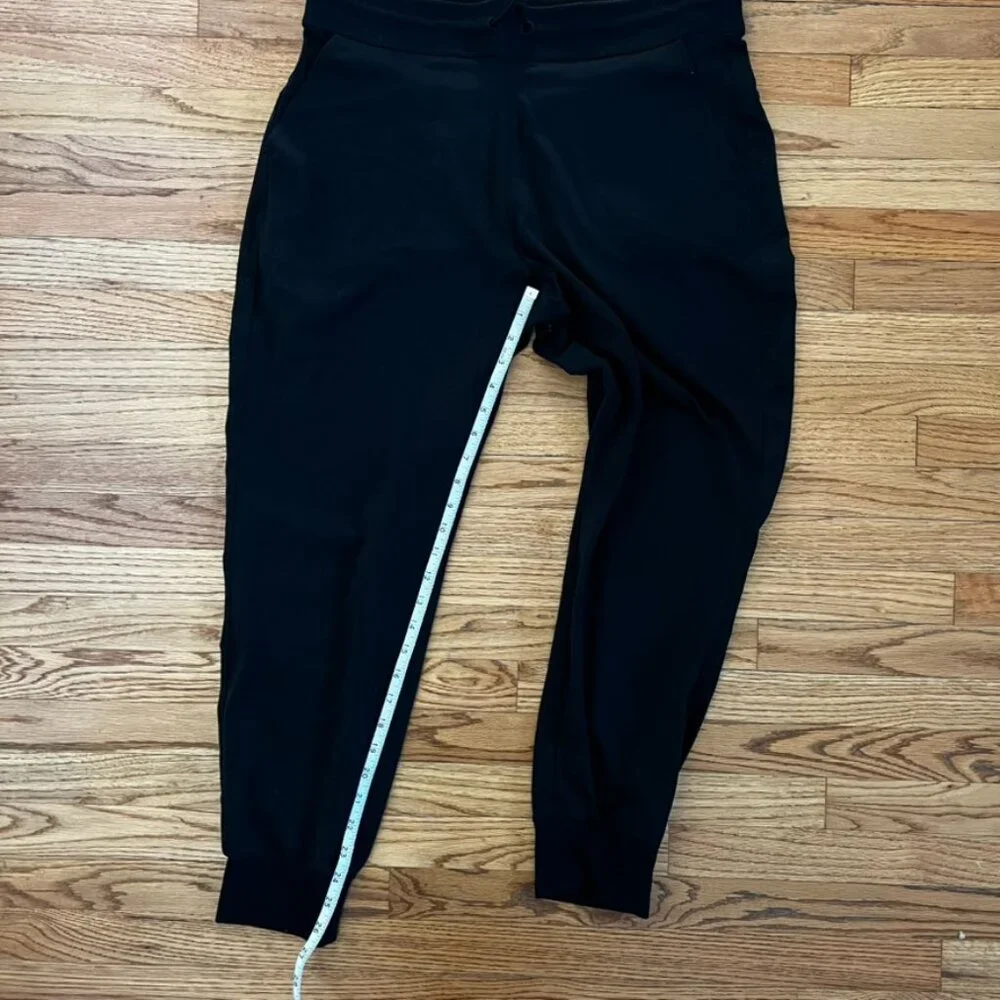 Athleta Black Joggers Women’s M Athleisure Travel Lounge Gorpcore Pants Pockets - Picture 13 of 14